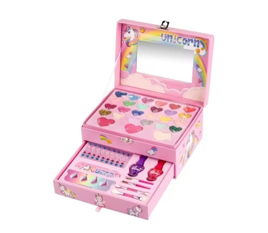 The Ultimate Unicorn Dream Makeup Kit