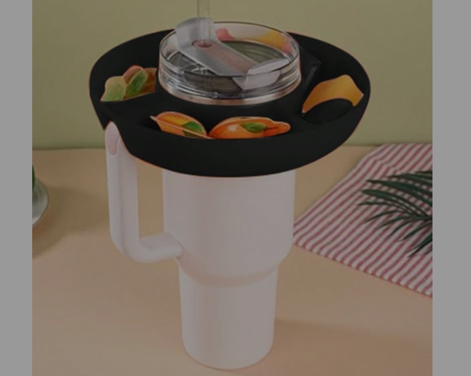 "Sip & Snack Tray – The Ultimate Reusable Cup Companion"