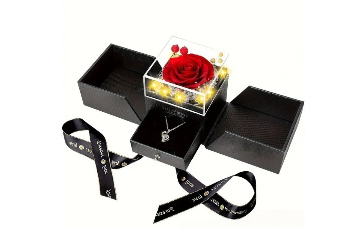 Preserved Rose & Heart Necklace Gift